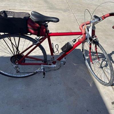 81002 • red bicycle