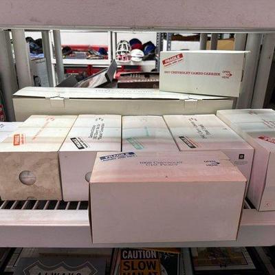 2292 • 9 model cars