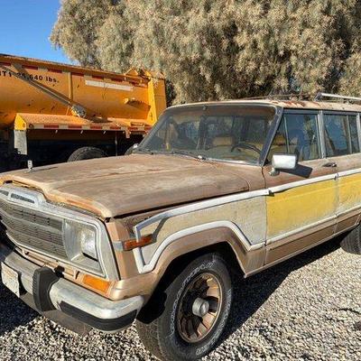 Sale Photo Thumbnail #7: 155 • 1986 jeep grand wagoneer