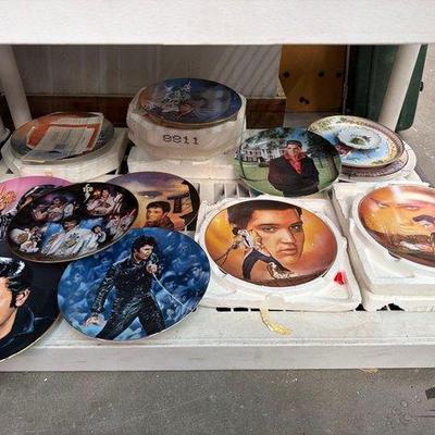 2410 • decorative plates