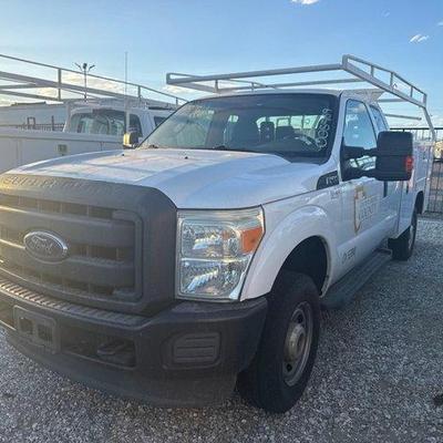 Sale Photo Thumbnail #13: 210 • 2015 ford f 350