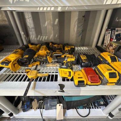 2818 • dewalt power tools