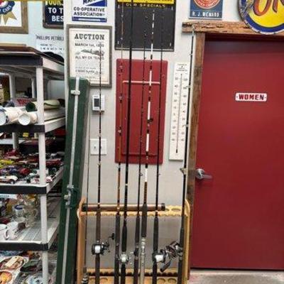 Sale Photo Thumbnail #233: 2412 • fishing equipment