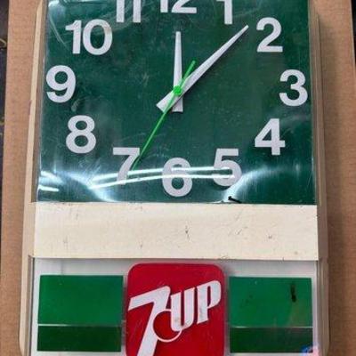 Sale Photo Thumbnail #213: 2370 • vintage 7up clock light