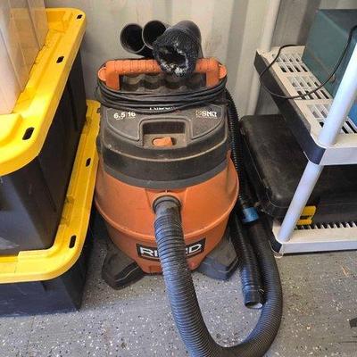 6800 • ridgid 16 gallon vacuum
