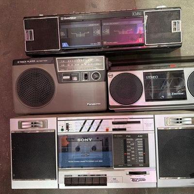 Sale Photo Thumbnail #214: 2372 • 4 radios