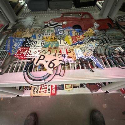Sale Photo Thumbnail #167: 2274 • 5 sign collection, with license plate map