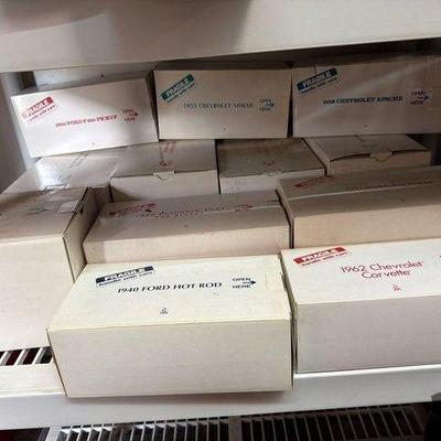 2326 • 12 model cars