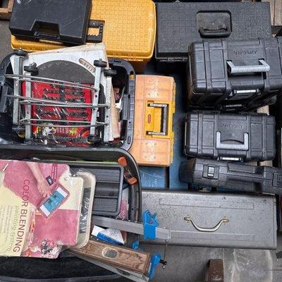 2540 • pallet of assorted tool boxes