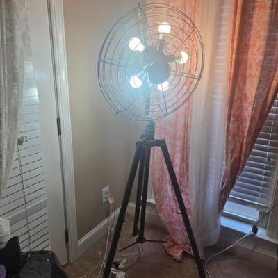 Sale Photo Thumbnail #47