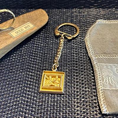 Decorative Statue and Key Chain
