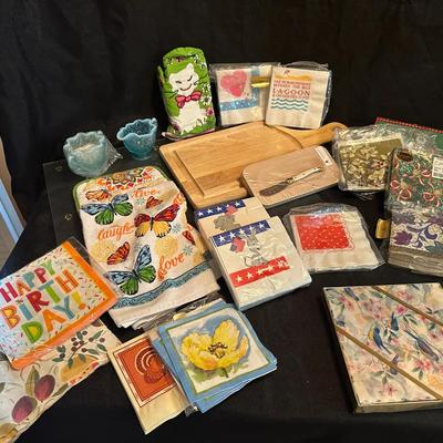 Table & Kitchen Décor Lot