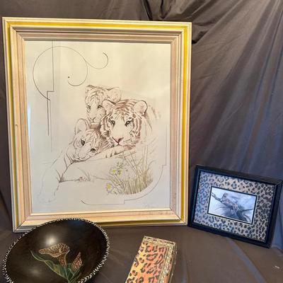Wilderness Theme Decor Lot