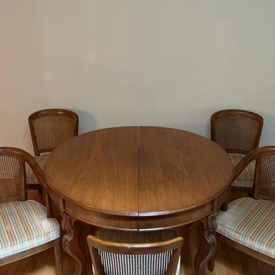 Round Wood Table With Six Chairs