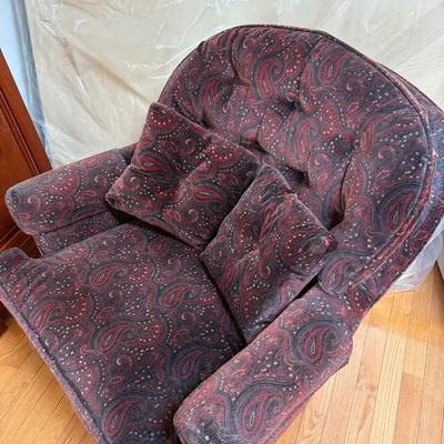 Stuffed Chair And Loveseat With Matching Pillows