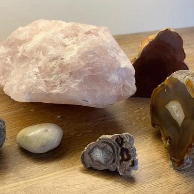 Large Rose Quartz, Agates & Rocks