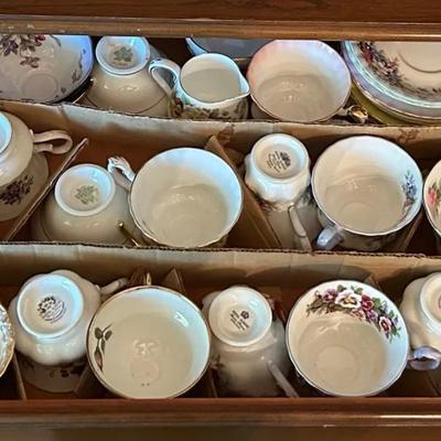 Mystery Lot Of China Teacups And Saucers - Royal Albert, Stanley