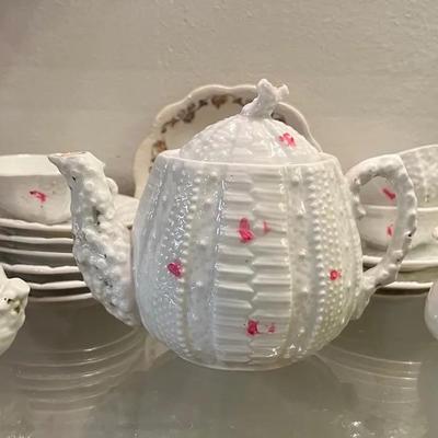 Belleek Neptune Pink Shell Tea Set