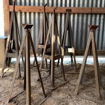 Pipe Easels 