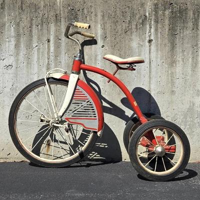 Vintage Tricycle (WH8)