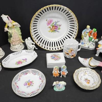 Pretty Porcelain (WH2) 