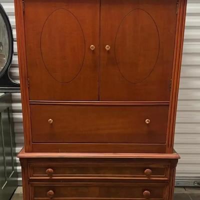 “Married” Armoire (ALTERNATIVE PICK-UP LOCATION) 