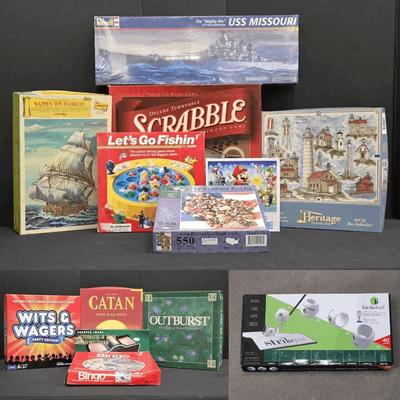 Board Games - Lot 1 (WH8)