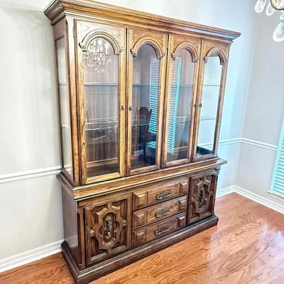 MCM Display Cabinet