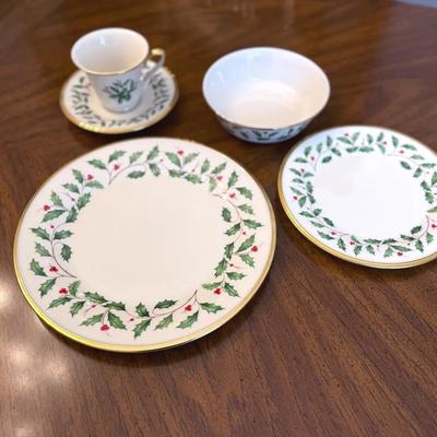 Lenox Holiday