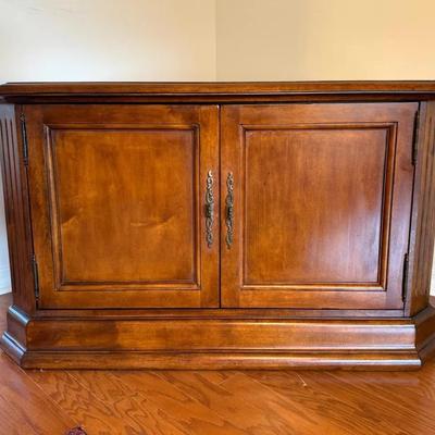 Vineyard Entertainment Furniture 