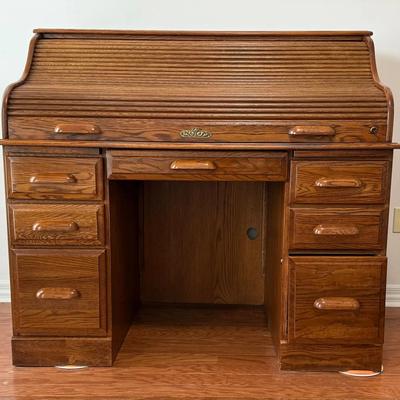 Riverside Furniture Rolltop Desk