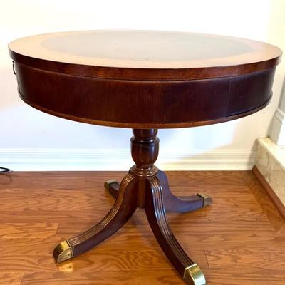 Bassett Mahagony Drum Table 