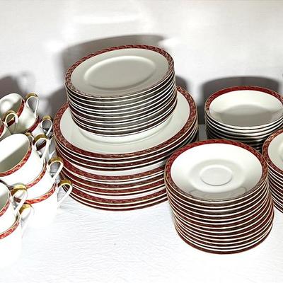 Mid-Century 97-piece Contessa 2225 Imperial Wentworth Fine China
