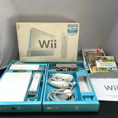 Wii RVL001, Original Box Complete with Accessories