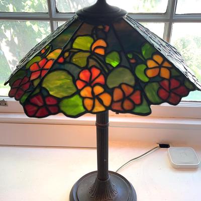 Tiffany-style Table Lamp - Tested - Impressionist Colors 