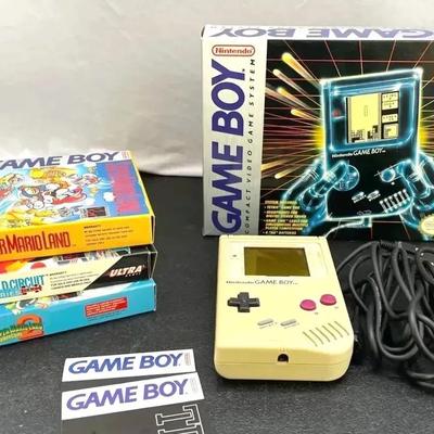 Gameboy DMG01, Original Box and Disk Case - Vintage