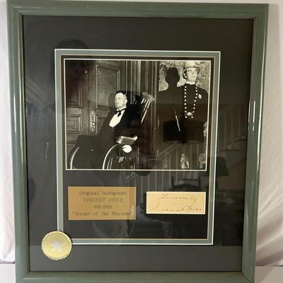 Vincent Price “Prince of the Macabre” Autograph Photo- Walt Disney World Co with COA