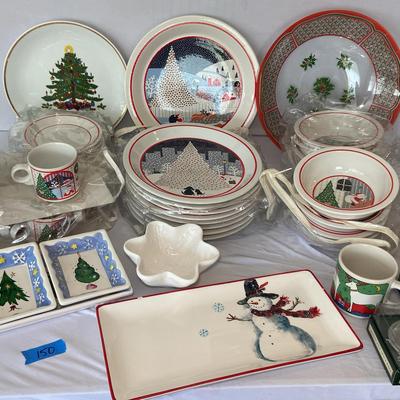 Christmas Dishware Set And Serving Plates