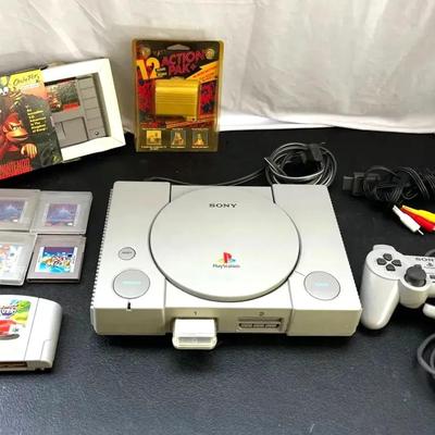 Sony Playstation SCPH-7501 & Bonus Nintendo Games