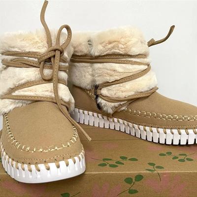 “Ilse Jacobsen” Tulip Ankle Boots (Size 6)