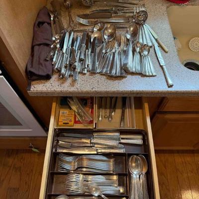 Sale Photo Thumbnail #174