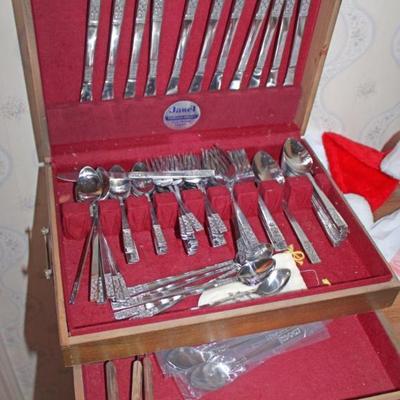 Sale Photo Thumbnail #40