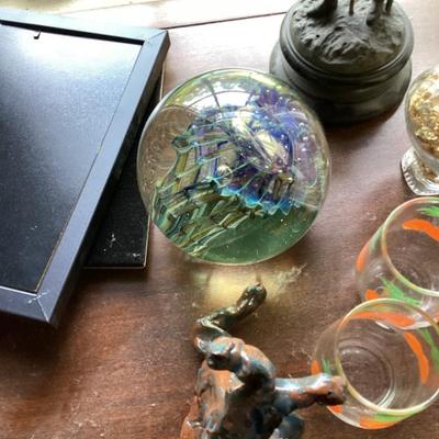 Glass paperweight