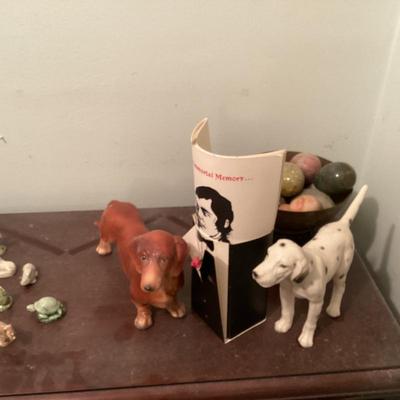 Dog figurines