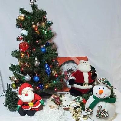 Small Lighted Tree And Decor