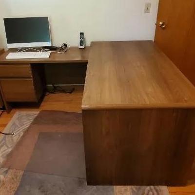 Large "L" Shaped Desk