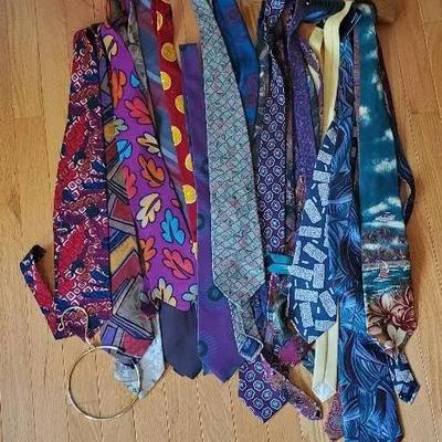 Mystery Lot Of Men's Neckties 