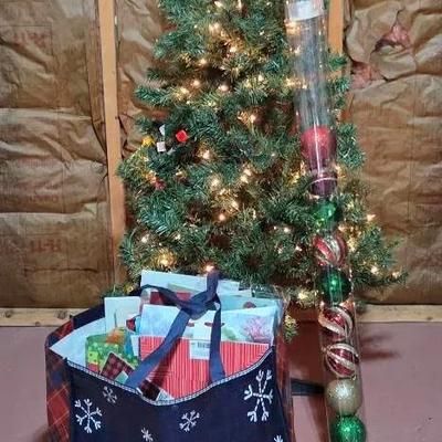 4ft Lighted Tree, Ornaments and Giftwrap