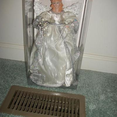 Sale Photo Thumbnail #25