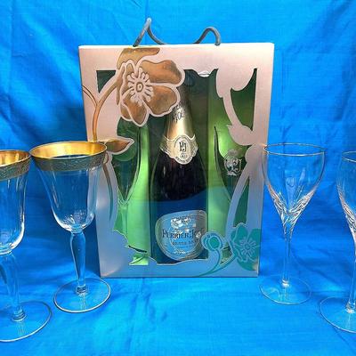 Perrier jouet set champagne stemware.